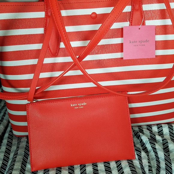 MAKE AN OFFER all day sailing stripe tote kate spade brand new condition - Picture 7 of 7